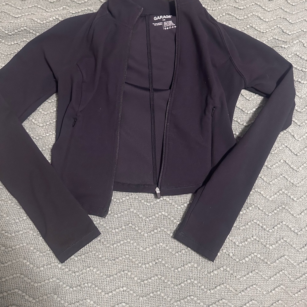Garage Women's Black Crop Zipup Size Small